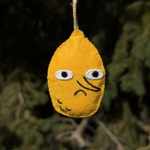 Adventure Time Lemongrab / Citromgróf filc kulcstartó, táskadísz - táska & tok - kulcstartó & táskadísz - táskadísz - Meska.hu