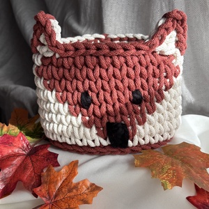 Rókás horgolt tároló, kosár tégla bordó és ekrü színben, horgolt állatos tároló , Otthon & Életmód, Tárolás & Rendszerezés, Tárolókosár, Horgolás, Varrás, MESKA