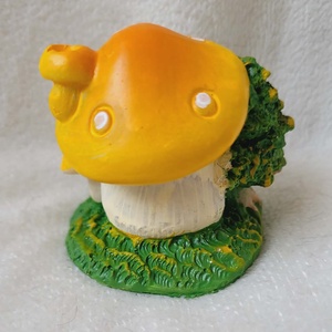 Mesebeli gombaházikó tündérkertbe (piros és sárga) - otthon & életmód - dekoráció - dekoratív figurák és szobrok - Meska.hu