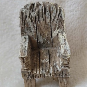 Miniatűr fa szék tündérkertbe (3,7 cm), Otthon & Életmód, Dekoráció, Dekoratív figurák és szobrok, Festett tárgyak, MESKA