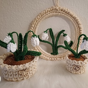 Horgolt hóvirág kaspóban - otthon & életmód - virágdekoráció - virágdíszek - asztali virágdísz - Meska.hu