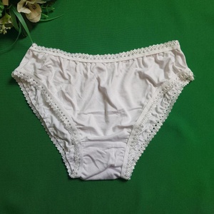 FEN46 - Női fehérnemű - Hagyományos fazonú egyszínű pamut bugyi 2XS-+XL/32-54 - ruha & divat - női ruha - fürdőruha & fehérnemű - Meska.hu