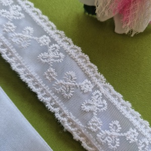 ESKÜVŐ MÖV49  Handmade - Hófehér apró virágos csipkés menyasszonyi öv 35x4cm-es, Esküvő, Kiegészítők, Öv & Pánt, Varrás, MESKA
