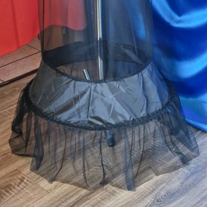 ESKÜVŐ ASZ82 - kb. 60cm-es 1 körös fodros fekete tüll alsószoknya, abroncs - esküvő - dekoráció - helyszíni dekor - Meska.hu