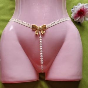 FEN55B - Női fehérnemű - Arany masnis, gyöngyös G-string tanga bugyi, Ruha & Divat, Női ruha, Fürdőruha & Fehérnemű, Varrás, MESKA