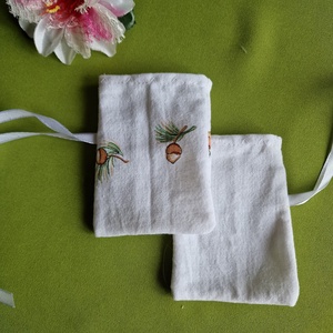 DCS116 - Fenyő ágak, makk mintás textil ajándéktasak, ékszertartó - Meska.hu