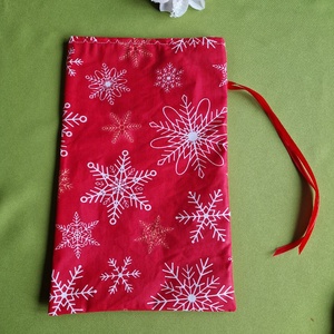 DCS88 - Hópehely mintás mikulás zsák, textil ajándéktasak - piros - Meska.hu