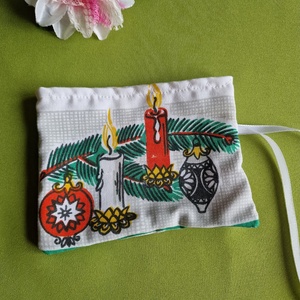 DCS94 - Gyertyák és gömbök fenyő ágon mintás textil ajándéktasak, mikulás zsák - Meska.hu