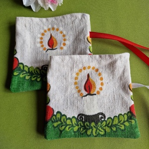 DCS96 - Gyertya mintás vászon ajándéktasak, ékszertartó, Karácsony, Mikulás, Mikulás zsák, Varrás, MESKA