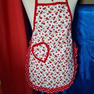 KTN01 - Eper mintás, pöttyös fodros gyerek pamut konyhai kötény és zöld pöttyös felnőtt kötény - otthon & életmód - konyhafelszerelés, tálalás - konyhai textil - kötény - Meska.hu