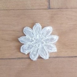 FTY107/108 - 1 rétegű, szegetlen, hímzett virág csipkés menyasszonyi fátyol 300x150cm - hófehér, ekrü - esküvő - kiegészítők - fátyol - Meska.hu