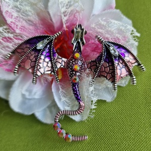 Kitűző, bross BRO269D - Tűzzománcos lila/rózsa repülő sárkány kb. 75x65mm - ékszer - kitűző és bross - Meska.hu