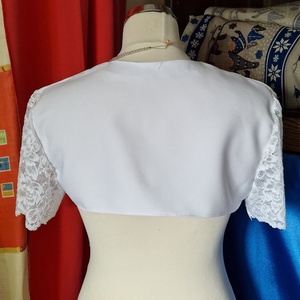 ESKÜVŐ BOL129 - Fehér menyasszonyi rövid ujjú bordűrös csipkés boleró - esküvő - kiegészítők - bolero és válltakaró - Meska.hu