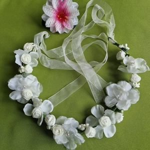 ESKÜVŐ HAD255 � Menyasszonyi hajkoszorú organza virággal és habrózsával - Meska.hu