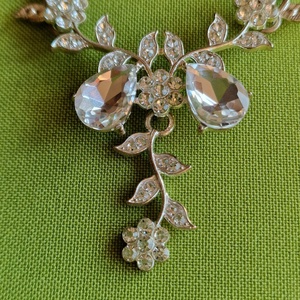 ESKÜVŐ ÉSZ19 � Kristályköves virágos ékszer szett: nyaklánc + fülbevaló - ékszer - ékszerszett - Meska.hu