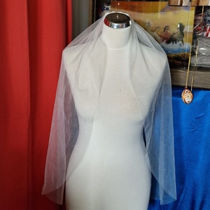 FTY152 - 1 rétegű, szegetlen, csipke virágos Ekrü menyasszonyi fátyol 80x150cm - esküvő - kiegészítők - fátyol - Meska.hu