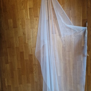 FTY130 - 1 rétegű, szegetlen, Hófehér menyasszonyi szögletes fátyol 150x150cm hófehér, ekrü - Meska.hu