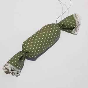 Textil szaloncukor, zöld alapon pöttyös karácsonyfadísz, karácsonyi dekoráció, Karácsony, Karácsonyi lakásdekoráció, Karácsonyfadíszek, Varrás, MESKA