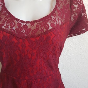 L/XL-es bordó színű alkalmi csipkeruha, rövid ujjú miniruha - ruha & divat - női ruha - alkalmi ruha & estélyi ruha - Meska.hu