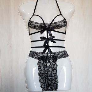 Méret nélküli, fekete színű szexi csipkés body masnival, Ruha & Divat, Női ruha, Fürdőruha & Fehérnemű, , MESKA