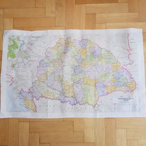 Kivarratlan óriás gobelin 60,5x98cm  Nagy Magyarország megye térképe - Meska.hu