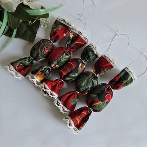 Karácsonyi mintás textil szaloncukor karácsonyfadísz, karácsonyi dekoráció - karácsony - karácsonyi lakásdekoráció - karácsonyfadíszek - Meska.hu