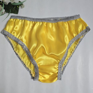 L-es / 46-os Hagyományos fazonú szatén bugyi  citromsárga-szürke, Ruha & Divat, Női ruha, Fürdőruha & Fehérnemű, , MESKA