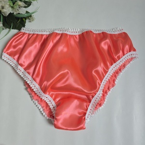 L-es / 46-os Hagyományos fazonú szatén bugyi  korall-fehér, Ruha & Divat, Női ruha, Fürdőruha & Fehérnemű, , MESKA