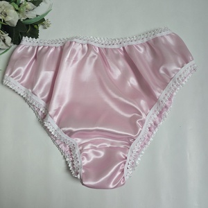 XL-es / 48-as Hagyományos fazonú szatén bugyi  rózsaszín-fehér, Ruha & Divat, Női ruha, Fürdőruha & Fehérnemű, , MESKA