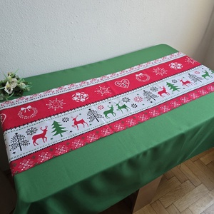 Fenyőfa, rénszarvas mintás karácsonyi asztalközép, asztali futó, terítő, Karácsony, Adventi díszek, Adventi asztaldísz, Varrás, MESKA