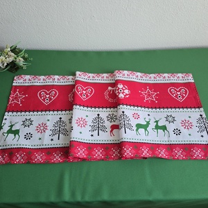 Fenyőfa, rénszarvas mintás karácsonyi asztalközép, asztali futó, terítő - karácsony - adventi díszek - adventi asztaldísz - Meska.hu