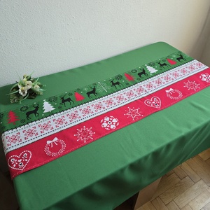 Fenyőfa, rénszarvas mintás karácsonyi asztalközép, asztali futó, terítő, Karácsony, Karácsonyi lakásdekoráció, Ünnepi asztaldekoráció, Varrás, MESKA
