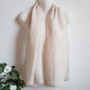 Ekrü színű hímzett muszlin sál, kendő, vállkendő, stóla - esküvő - kiegészítők - bolero és válltakaró - Meska.hu