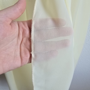 Halvány sárga színű muszlin sál, kendő, vállkendő, stóla - esküvő - kiegészítők - bolero és válltakaró - Meska.hu