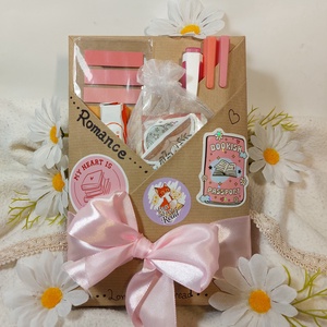 Blind date with a book - Romantikus, Könyv & Zene, Könyv, Mindenmás, Papírművészet, MESKA