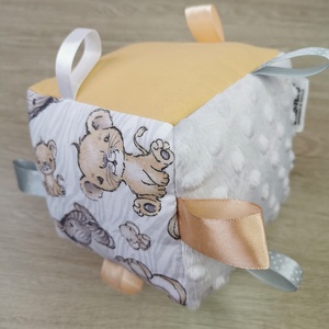 Babakocka Bébi állatos világos szürke minky-vel - UNISEX - játék & sport - 3 éves kor alattiaknak - babakocka - Meska.hu
