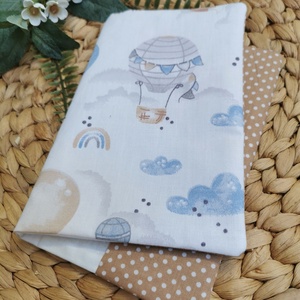 Egészségügyi kiskönyv borító - Elefánt, róka, koala lufival - beige pöttyös UNISEX, Játék & Sport, Babalátogató ajándékcsomag, Varrás, MESKA