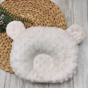 Stabilizáló MACI párna - Elefánt, róka, koala lufival - beige minkyvel UNISEX - otthon & életmód - babaszoba, gyerekszoba - gyerek díszpárna - Meska.hu