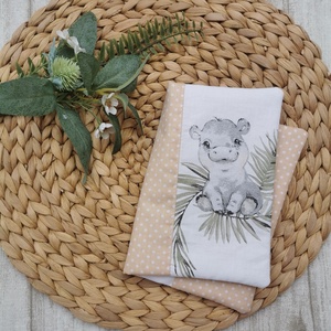 Egészségügyi kiskönyv borító kölyök vadállatos- zsálya pöttyös oldallal UNISEX - játék & sport - babalátogató ajándékcsomag - Meska.hu