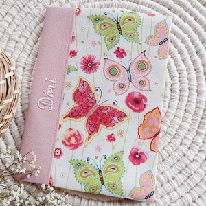 Egészségügyi kiskönyv borító névhímzéssel, színes pillangók, LuannaBaby  - otthon & életmód - papír, írószer - egészségügyi kiskönyv borító - Meska.hu Egészségügyi kiskönyv borító névhímzéssel, színes pillangók, LuannaBaby  - otthon & életmód - papír, írószer - egészségügyi kiskönyv borító - Meska.hu