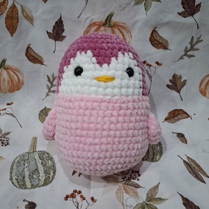 Horgolt kis pingvin, Játék & Sport, Plüssállat & Játékfigura, Más figura, Horgolás, MESKA