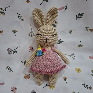 Horgolt nyuszika - Meska.hu