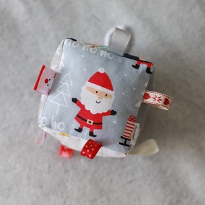 Mikulás / karácsony tematikájú babakocka - Meska.hu Mikulás / karácsony tematikájú babakocka - Meska.hu