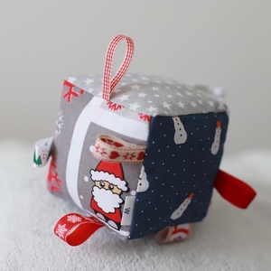 Mikulás / karácsony tematikájú babakocka - Meska.hu Mikulás / karácsony tematikájú babakocka - Meska.hu