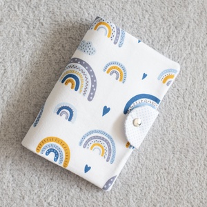 Szivárványos egészségügyi kiskönyv borító - Meska.hu Szivárványos egészségügyi kiskönyv borító - Meska.hu