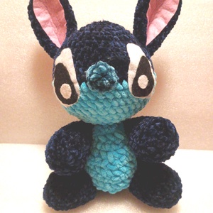 Amigurumi Stich figura, Játék & Sport, Plüssállat & Játékfigura, Plüss mesefigurák, Horgolás, MESKA