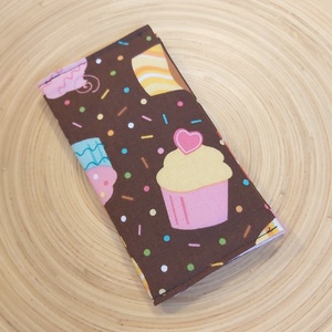 Muffin mintás papírzsebkendő tartó, Táska & Tok, Pénztárca & Más tok, Zsebkendőtartó tok, Varrás, MESKA