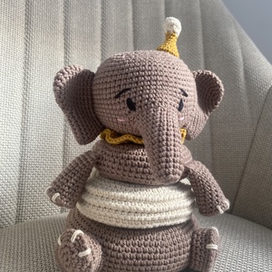 Horgolt elefánt karika-rakó � játékos fejlesztés, kézzel készítve, Baba - mama, Baba játékok, Mozgásfejlesztő játékok, Horgolás, MESKA