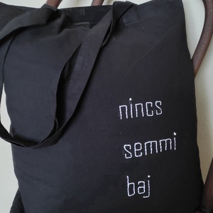 Feliratos hímzett vászontáska - táska & tok - bevásárlás & shopper táska - shopper, textiltáska, szatyor - Meska.hu