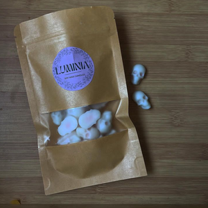 Koponyás illatviasz  - Meska.hu